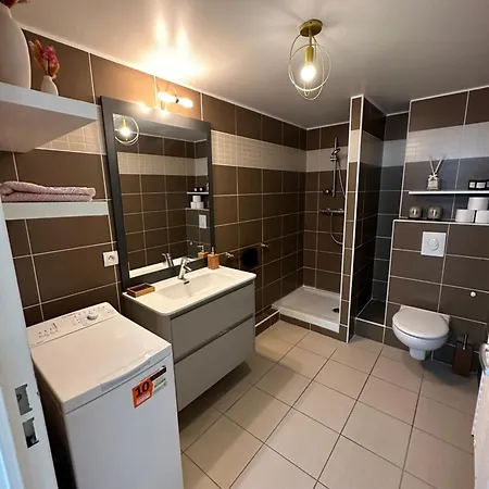 Cosy 2 Pieces A 1min A Pied De La Et Proximite De La Gare De Train Apartment *