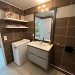 Cosy Apartment, 1 Min Walk To Beach, Heart Of Lägenhet